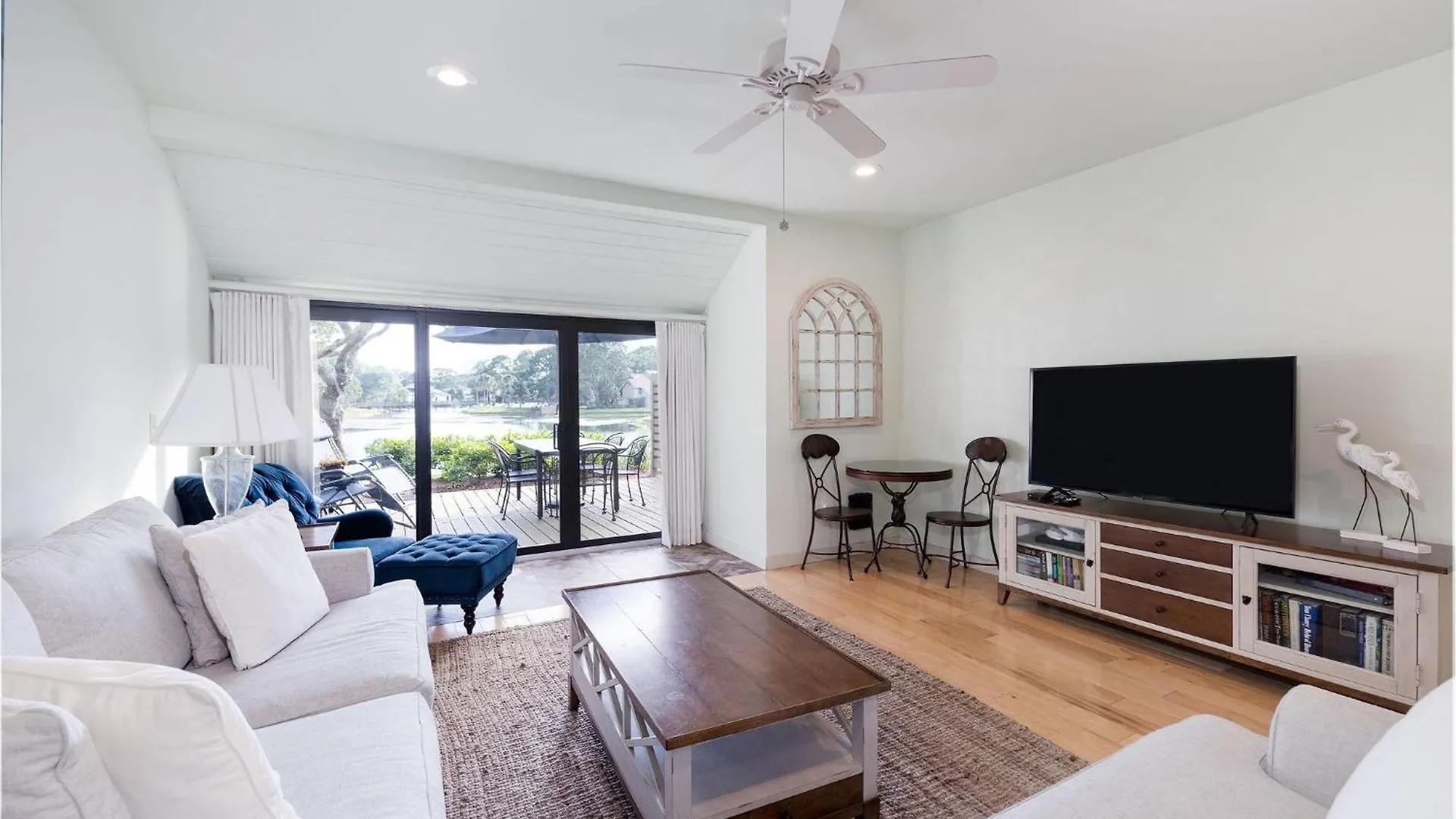Beachwalk 5090