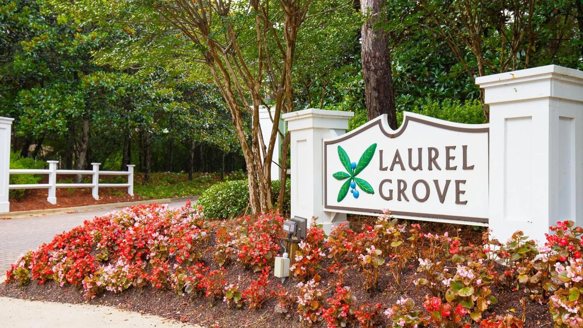 1329 Laurel Grove 