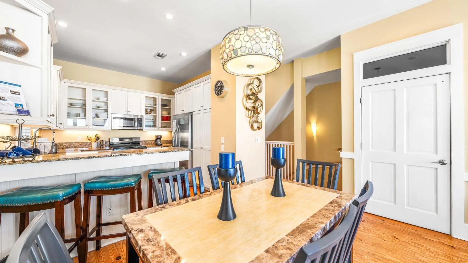 Sea La Vie- On The Beach- 2 Pools- Elevator Holiday home Destin