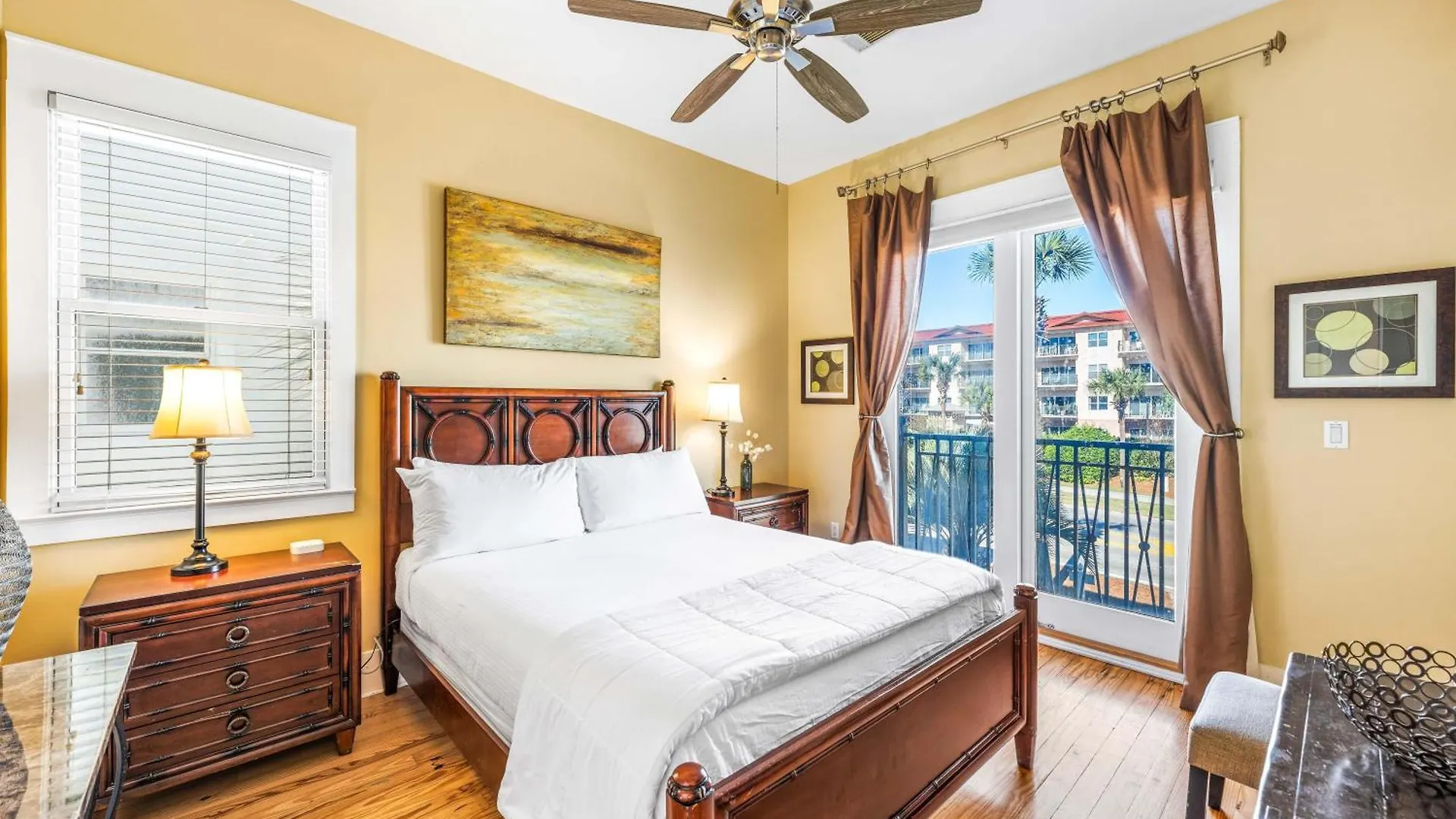 Sea La Vie- On The Beach- 2 Pools- Elevator Destin