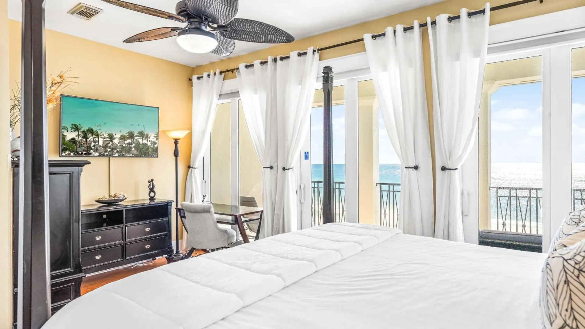 Holiday home Sea La Vie- On The Beach- 2 Pools- Elevator Destin