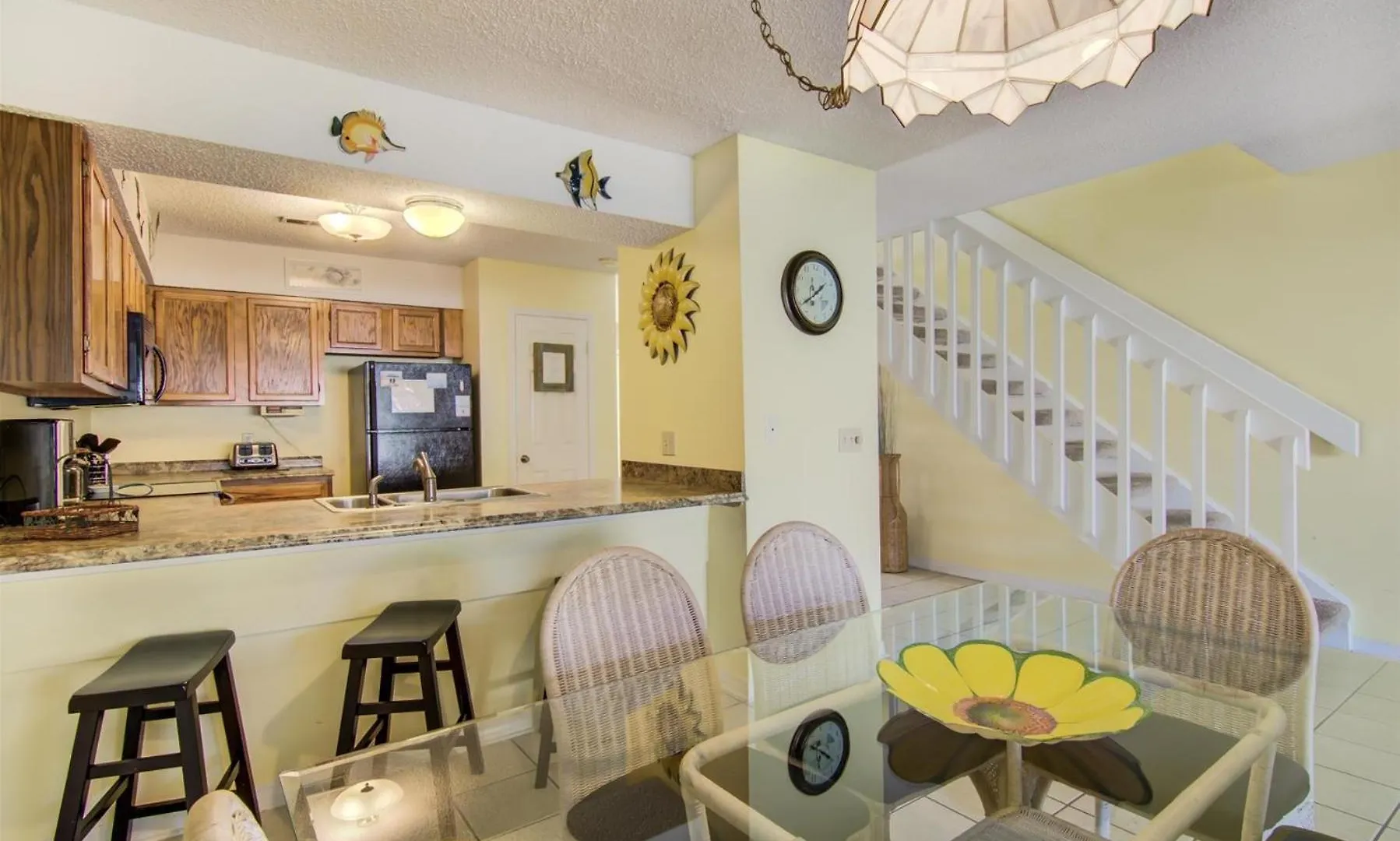 3 A, Three Bedroom Townhome 德斯廷