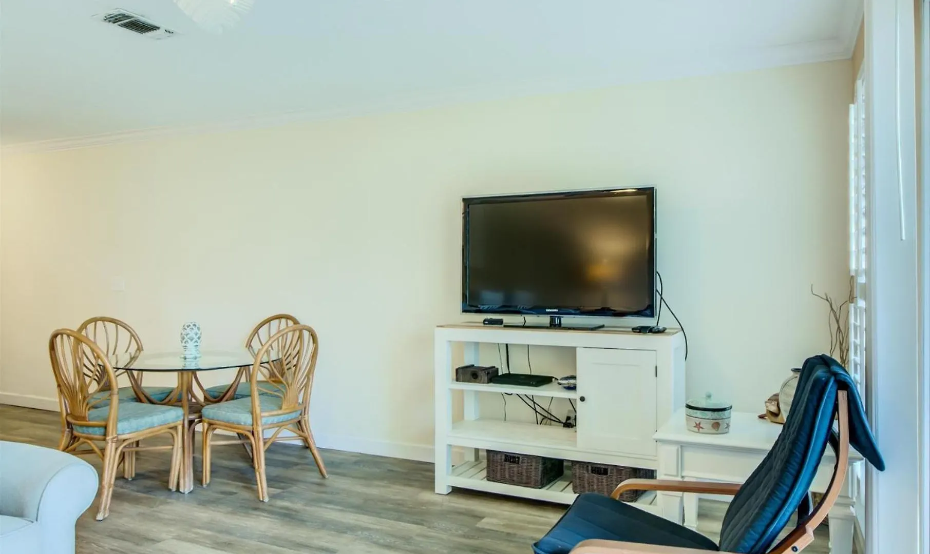 7 D, One Bedroom Destin