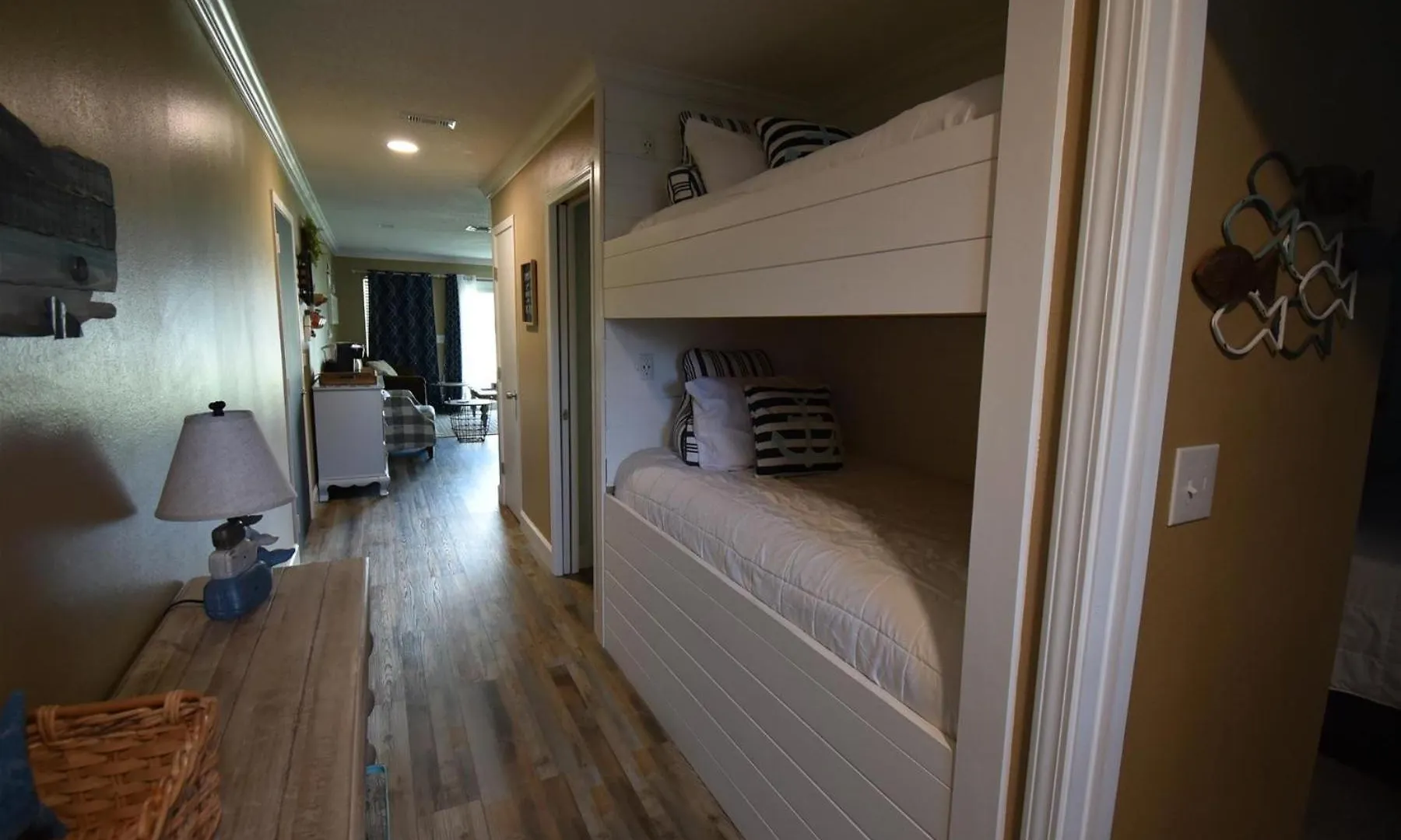 Apartment Seacove 8b