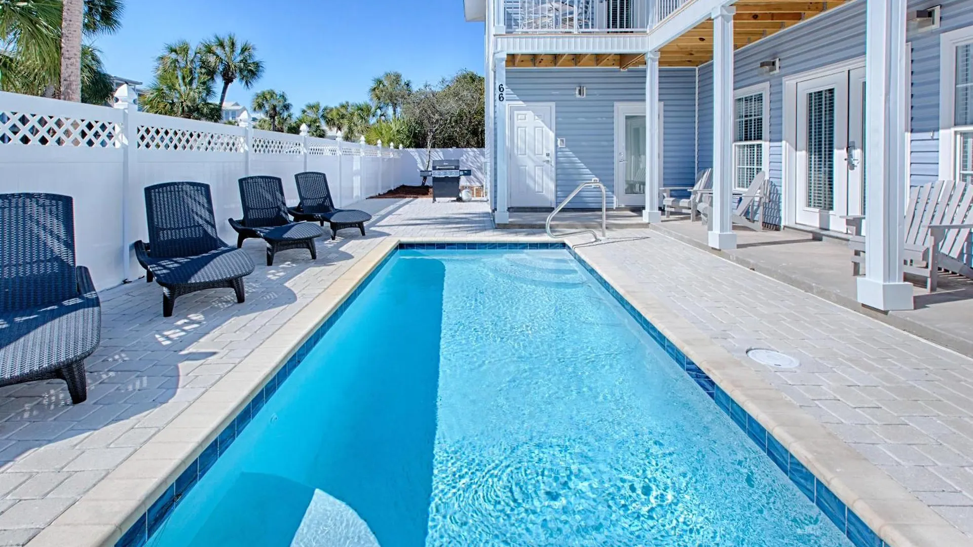 Pier Destiny 66 Pompano Street
