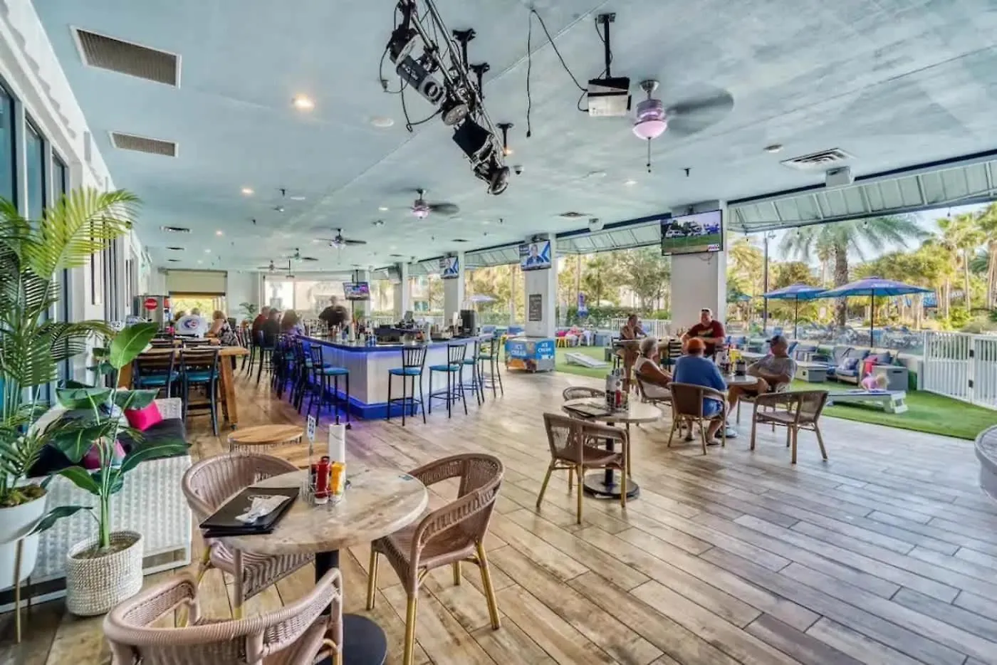 Penthouse Amazing Gulf Views Walk Or Shuttle Sleeps 6 Semesterbostad *
