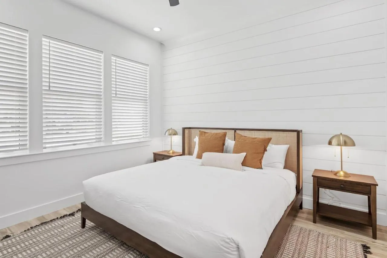 Bellagio Brand New Holiday home *