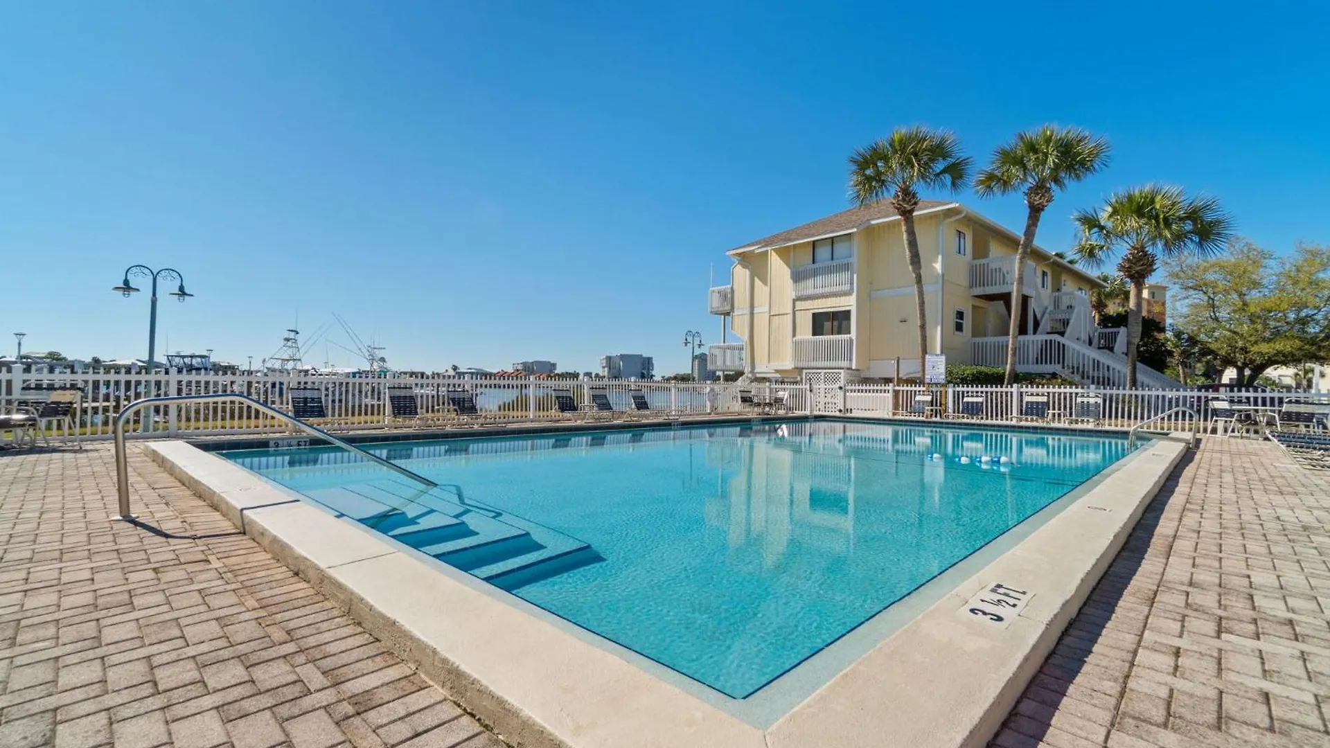 度假居 Sandpiper Cove 8140 - 500 Feet To The Beach! Pool In The Back Yard! 德斯廷