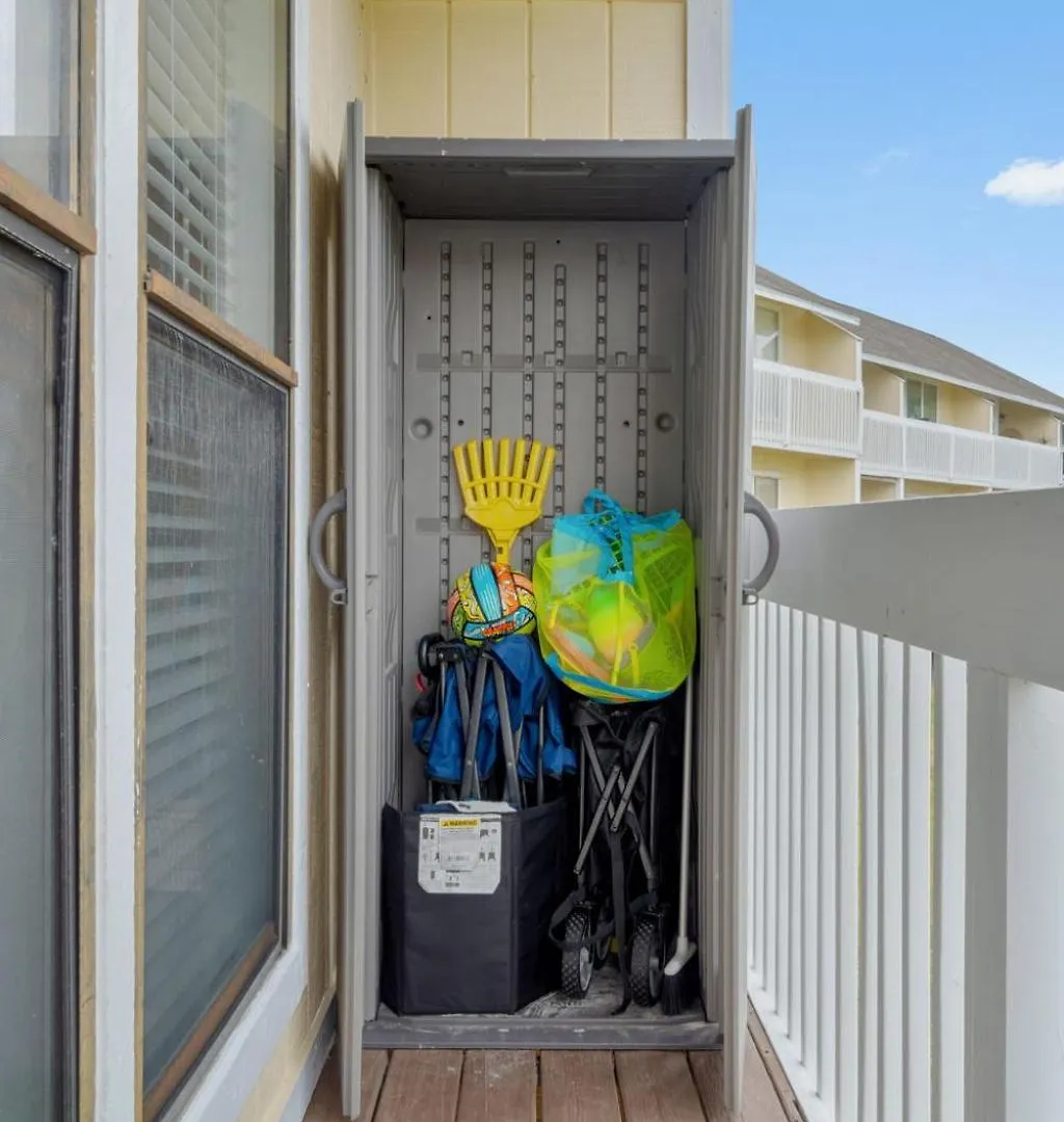 Sandpiper Cove 8140 - 500 Feet To The Beach! Pool In The Back Yard! * 德斯廷
