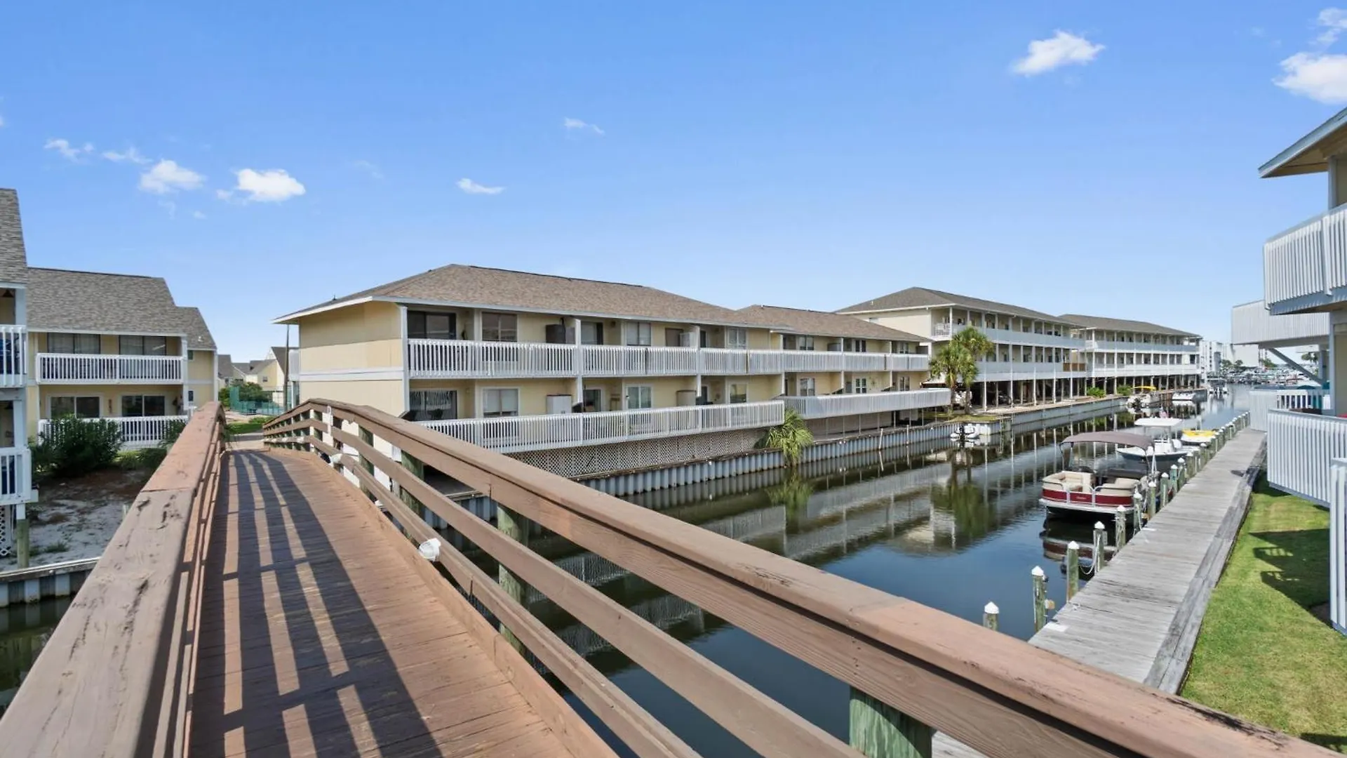 度假居 Sandpiper Cove 8140 - 500 Feet To The Beach! Pool In The Back Yard!