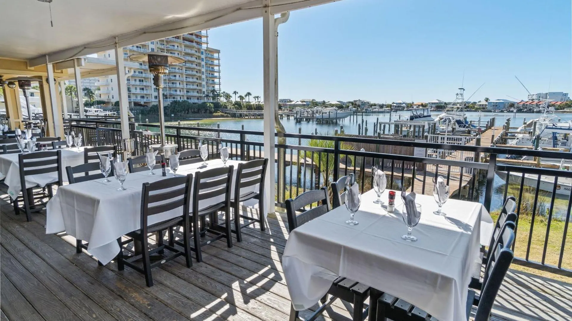 Sandpiper Cove 8140 - 500 Feet To The Beach! Pool In The Back Yard!