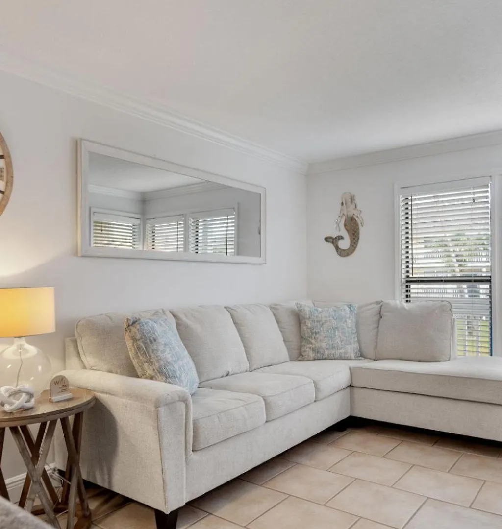 Sandpiper Cove 8140 - 500 Feet To The Beach! Pool In The Back Yard! 度假居
