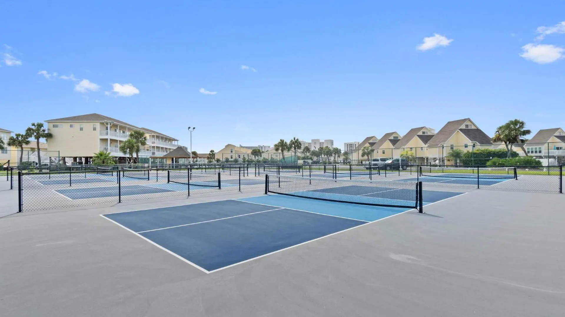 度假居 Sandpiper Cove 8140 - 500 Feet To The Beach! Pool In The Back Yard! *