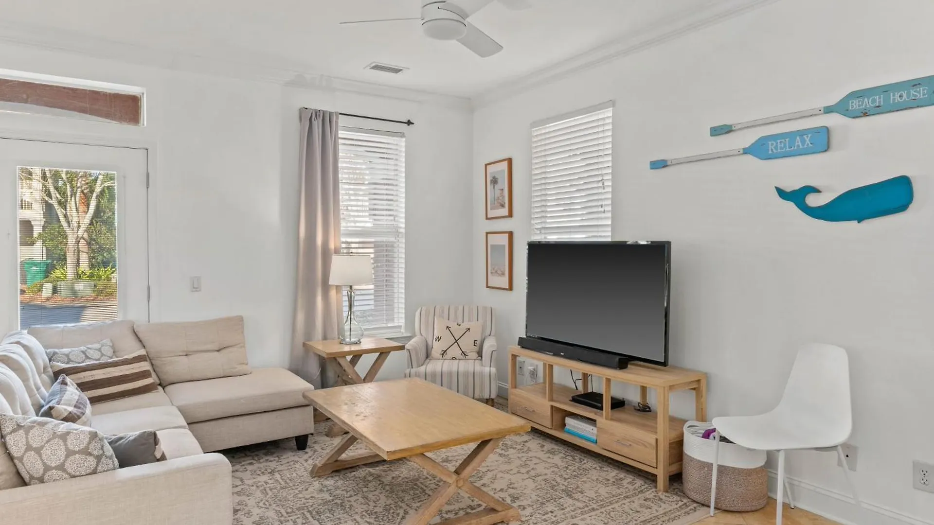 Semesterbostad Coral By Avantstay Gorgeous Three Story W Two Balconies Destin