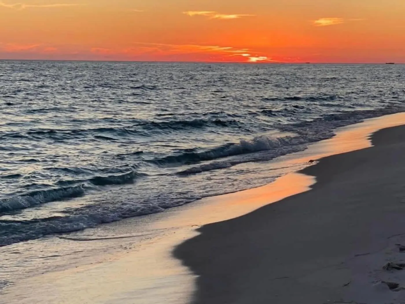 Sunrise Surprise 9th Floor 2br 2 Ba King Shuttle, Heated Pool! Destin