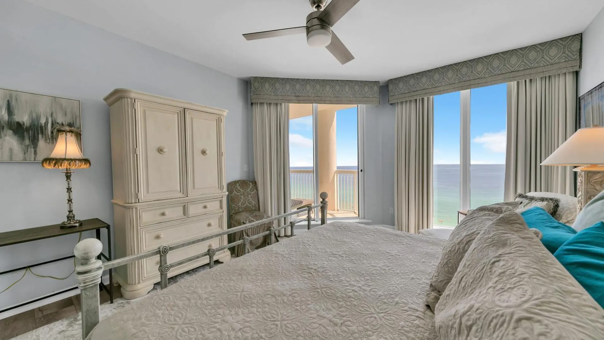 Silver Towers 1003e Gulf Front Sleeps 8 Holiday home *
