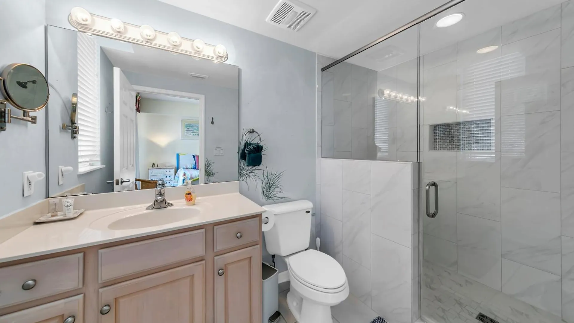 Silver Towers 1003e Gulf Front Sleeps 8 Holiday home *