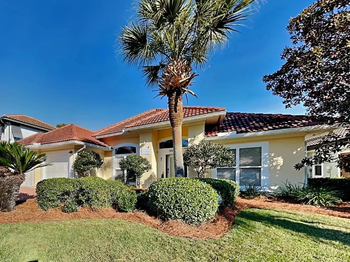 Beauty 4 Bed 3 Bath 5 Min Walk To In Gated Community *