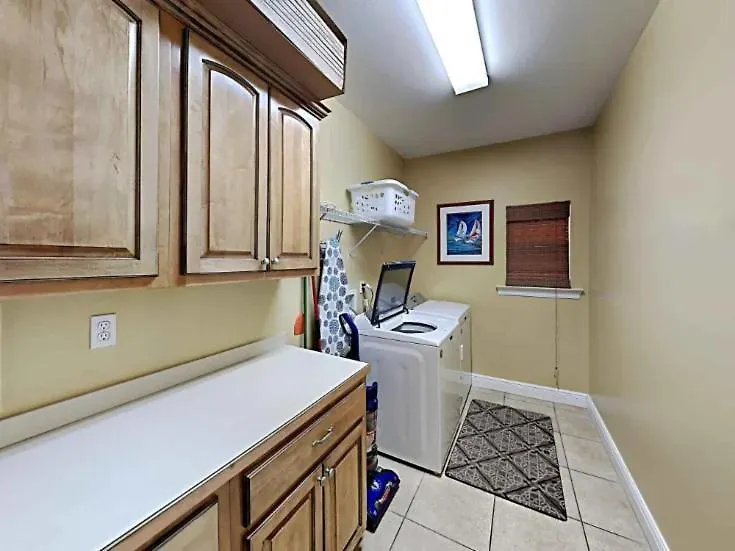 Beauty 4 Bed 3 Bath 5 Min Walk To In Gated Community 度假居 德斯廷