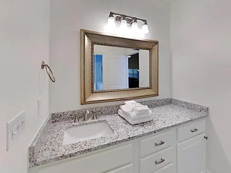 Beauty 4 Bed 3 Bath 5 Min Walk To In Gated Community 德斯廷