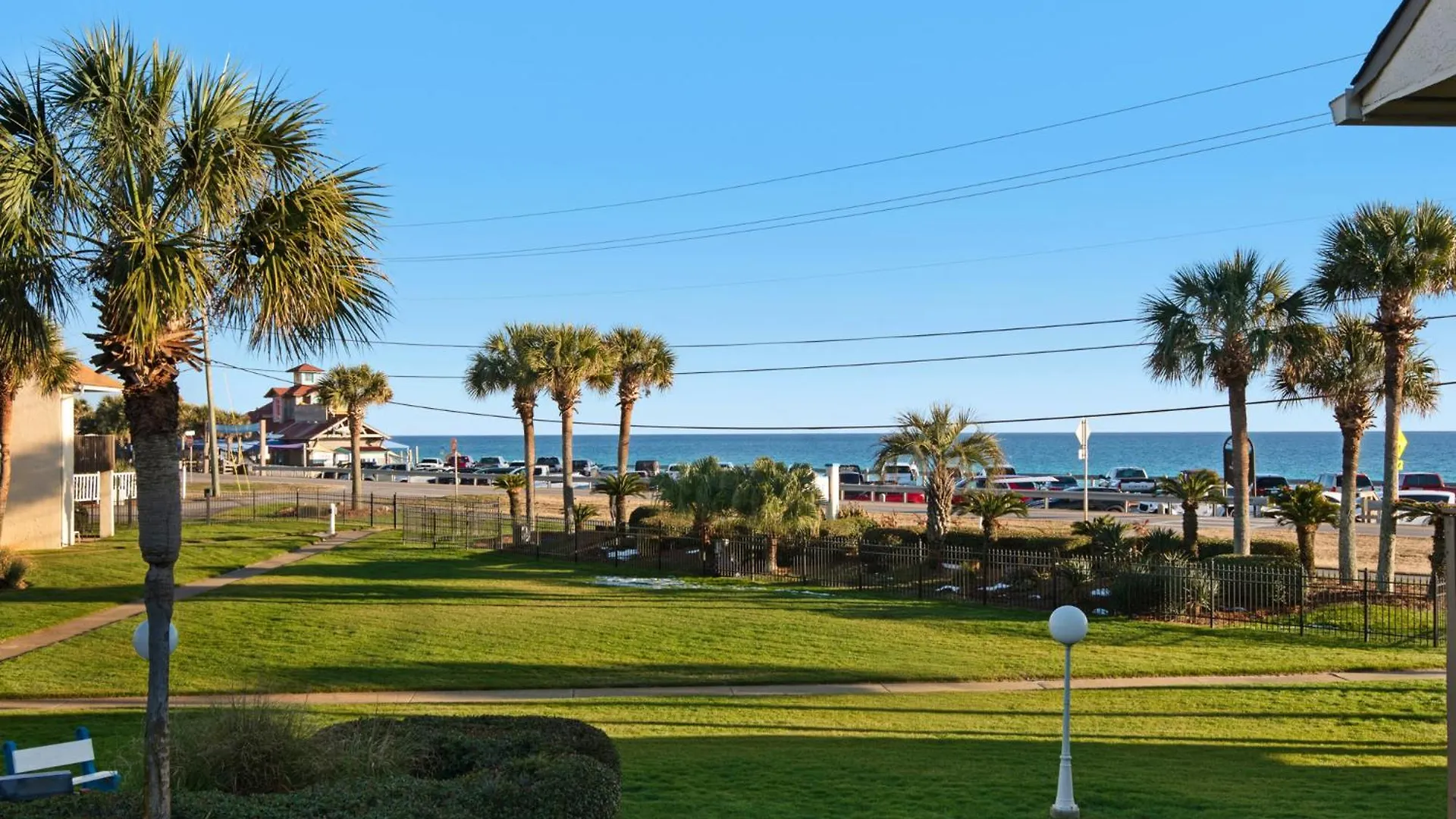 Holiday home Blue Surf Townhomes 23 By Newman-dailey *