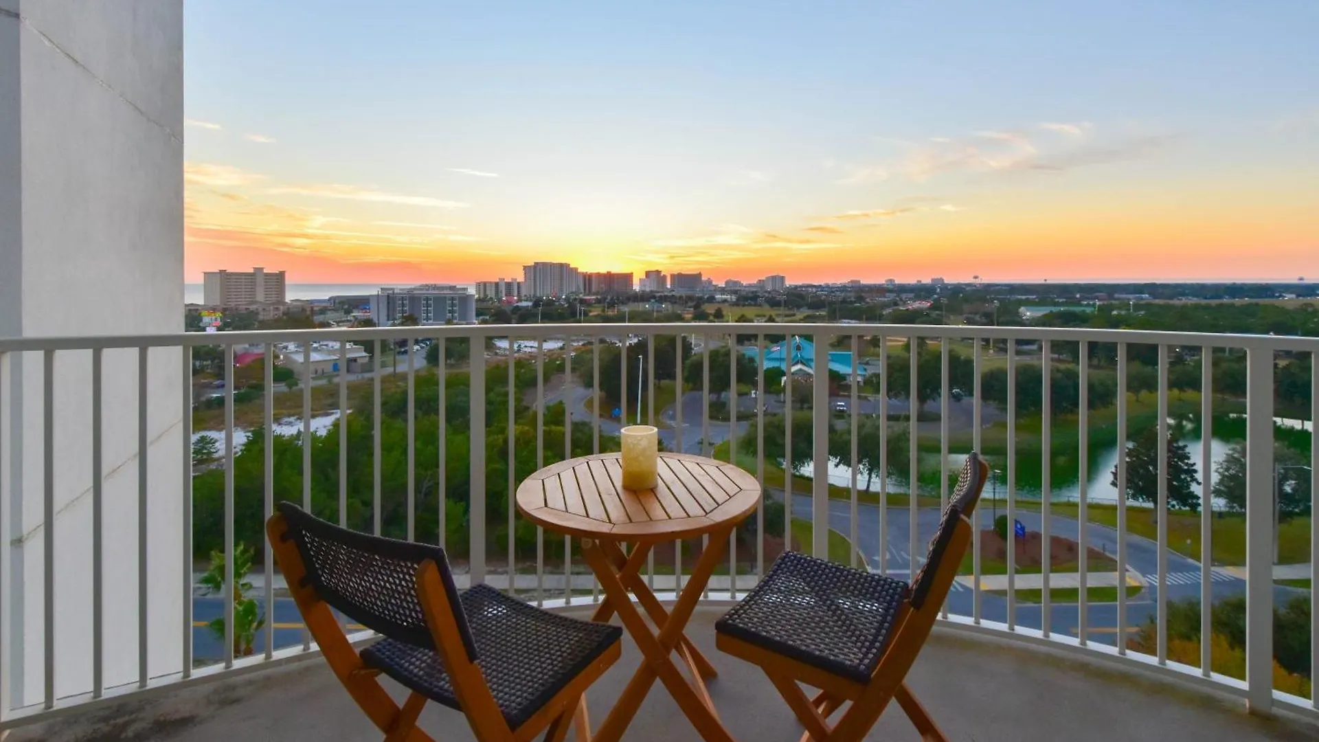 The Palms Of 2914 Junior Apartment