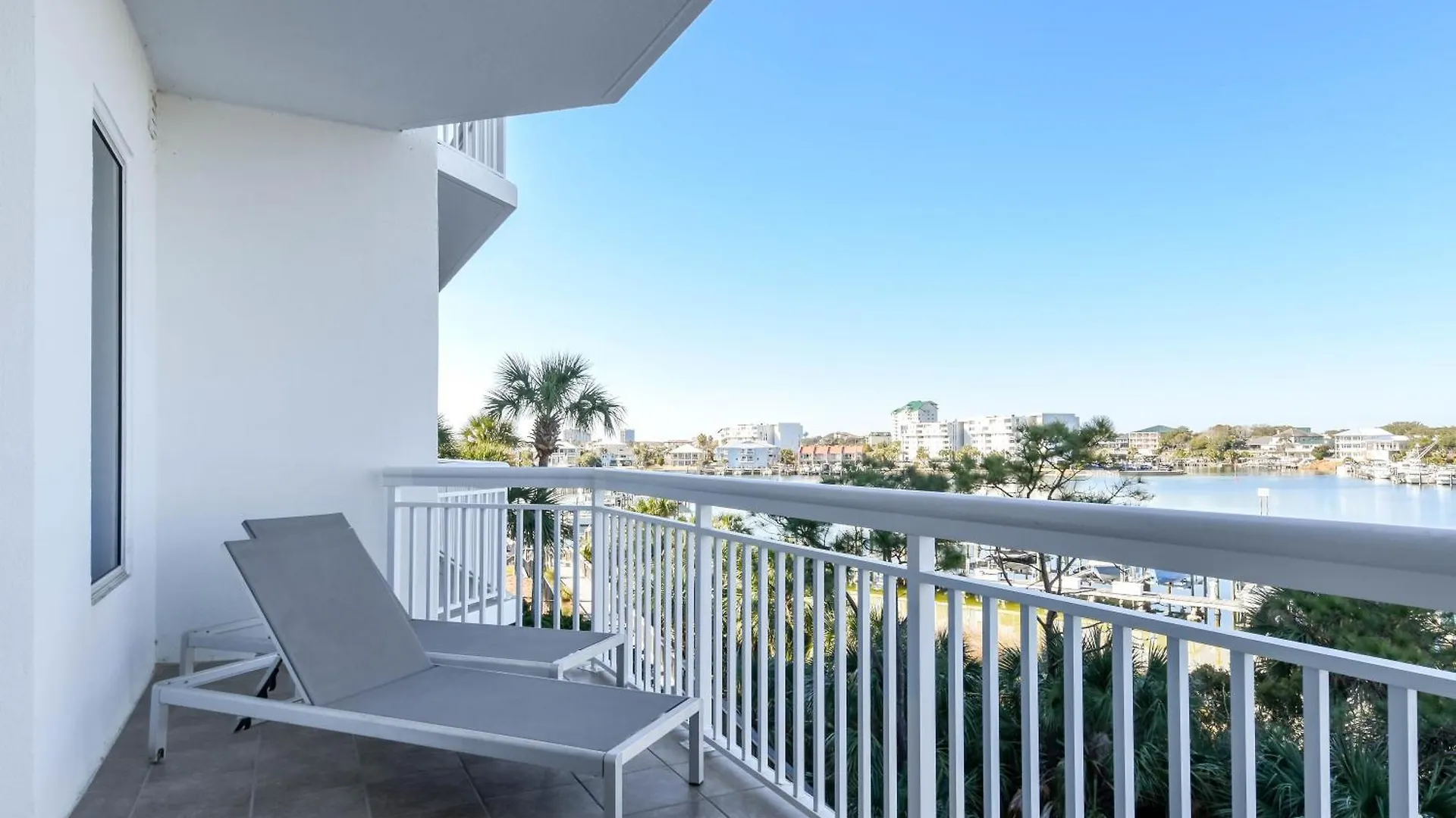 Harbor Landing 203a Apartment