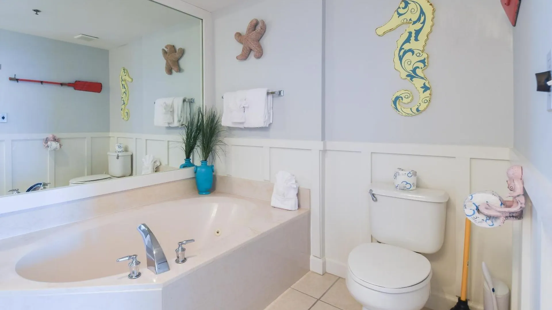 Sterling Shores 414 Apartment