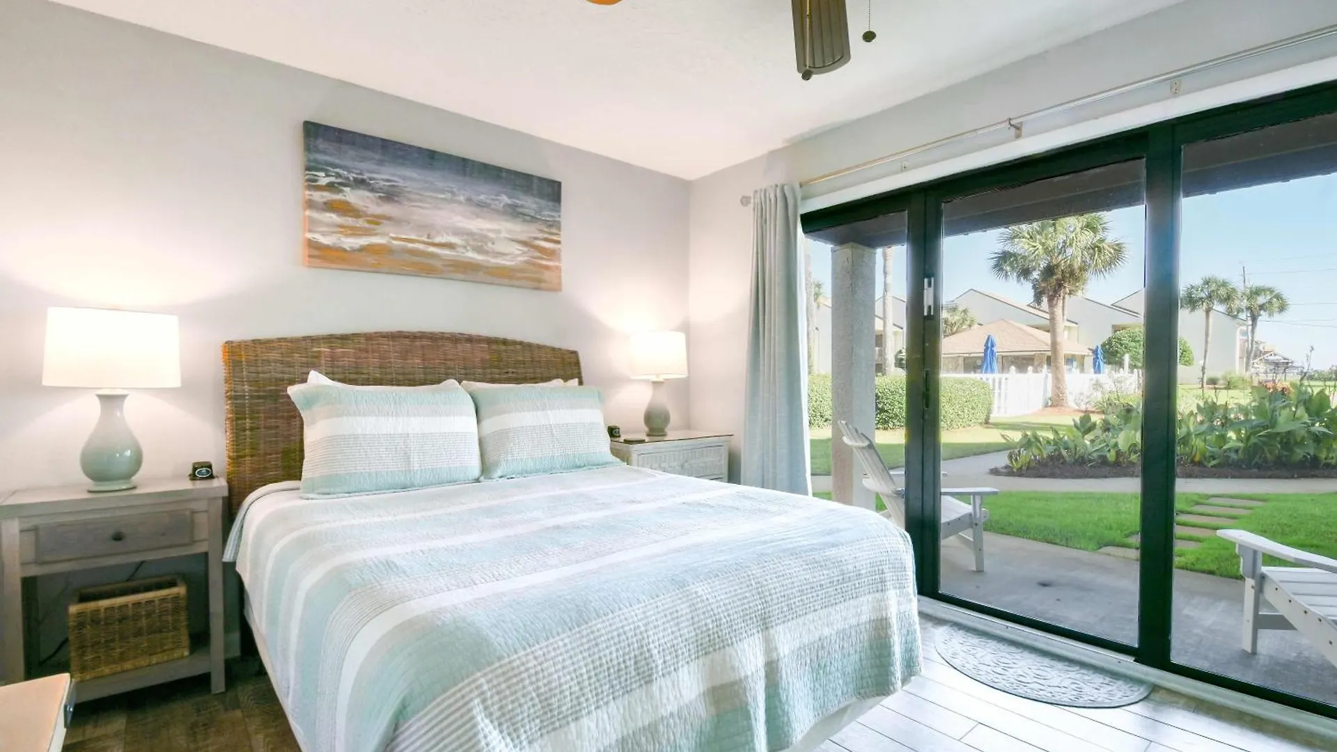 Apartment Blue Surf 21