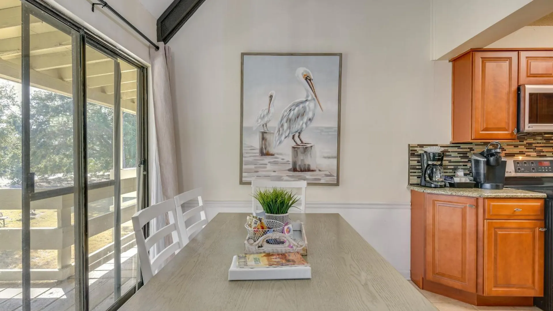 Apartment Bright Miramar - Walk To Beach! *