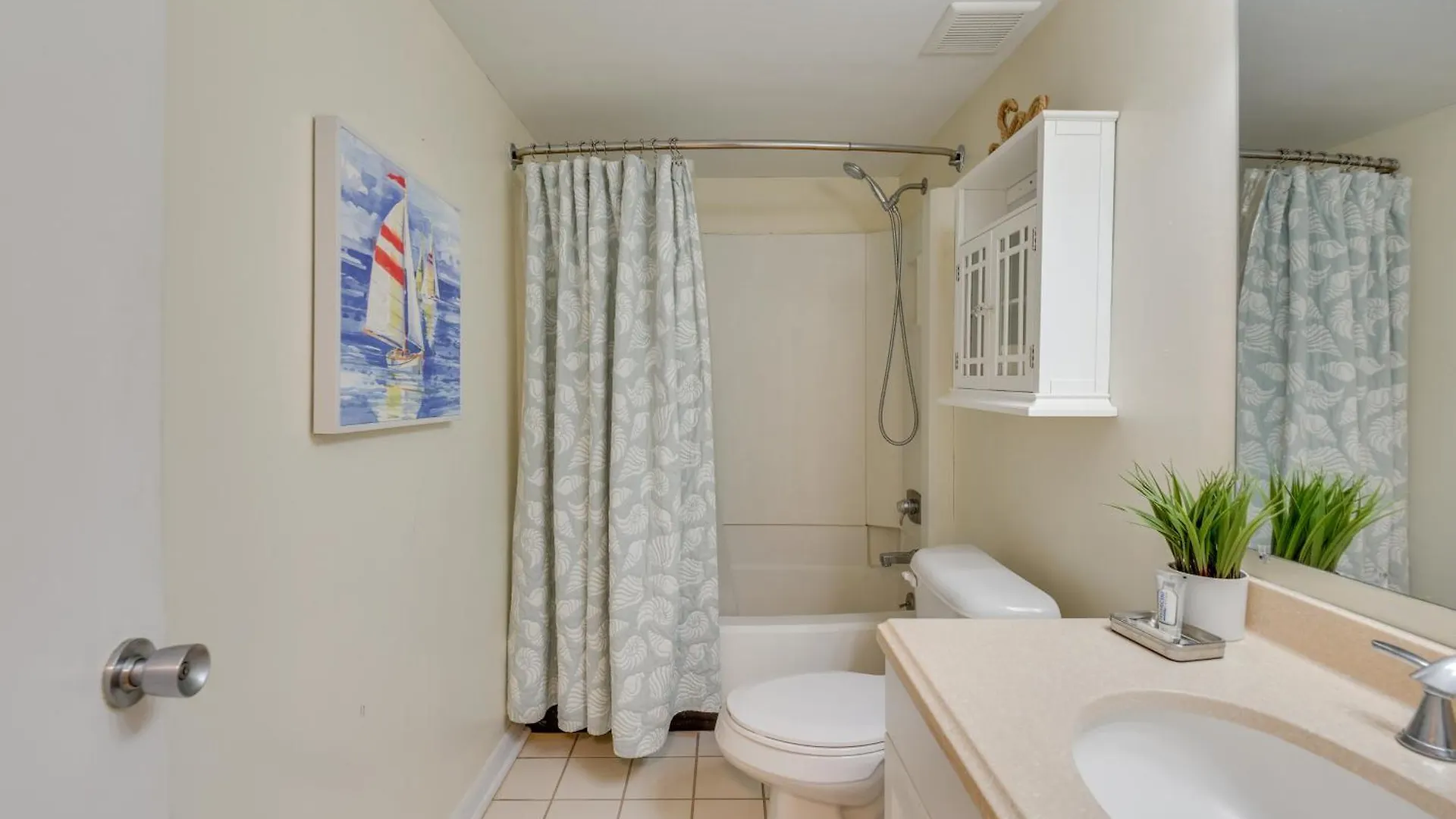 Bright Miramar - Walk To Beach! Apartment Destin