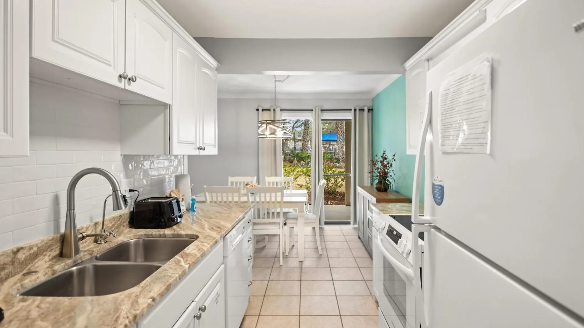 9b Seascape Apartment *