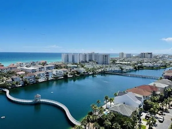 Terrace At Pelican 1406