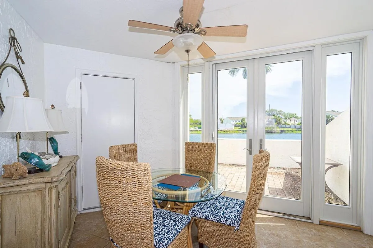 Holiday home Lovely Townhome - Shoreline Towers Walk Pool