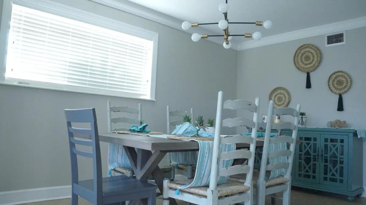 Holiday home Lovely Townhome - Shoreline Towers Walk Pool *