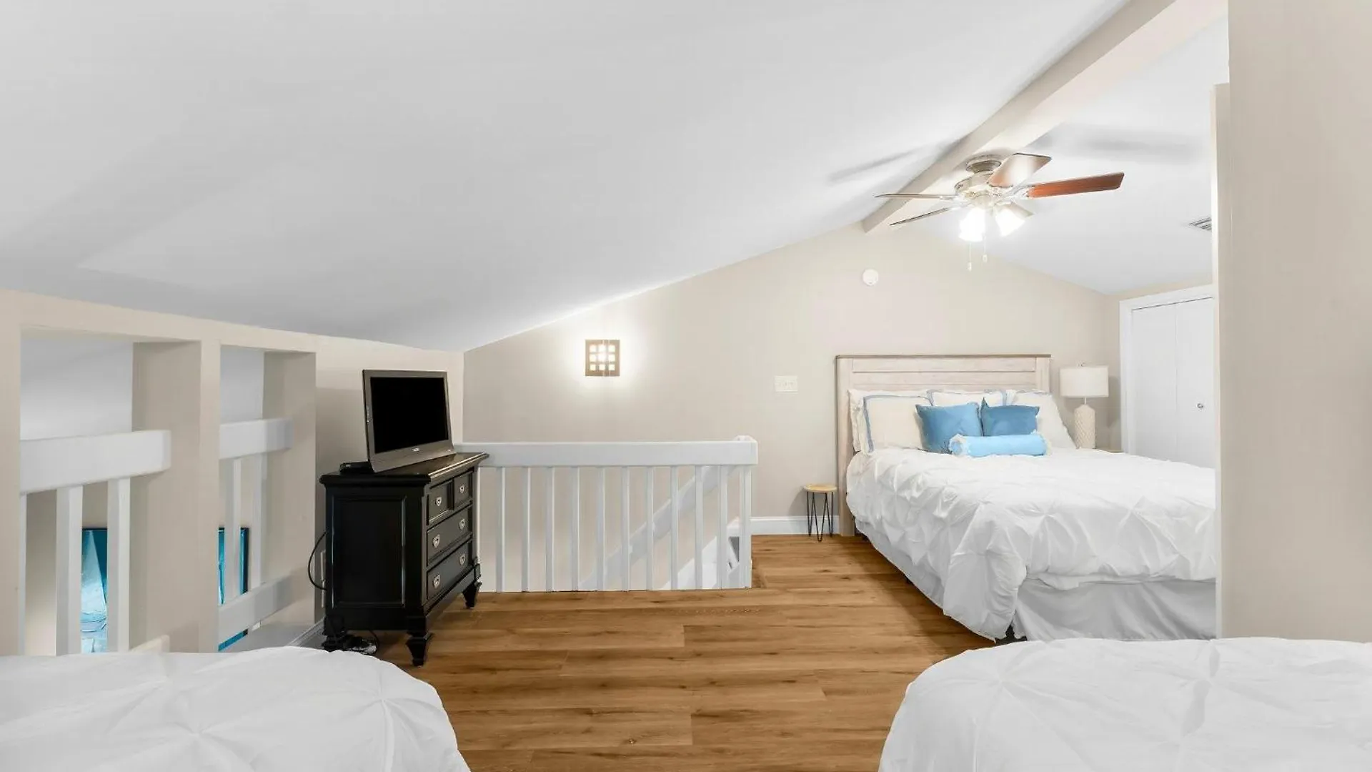 Seacove 7e 2 Bedroom *
