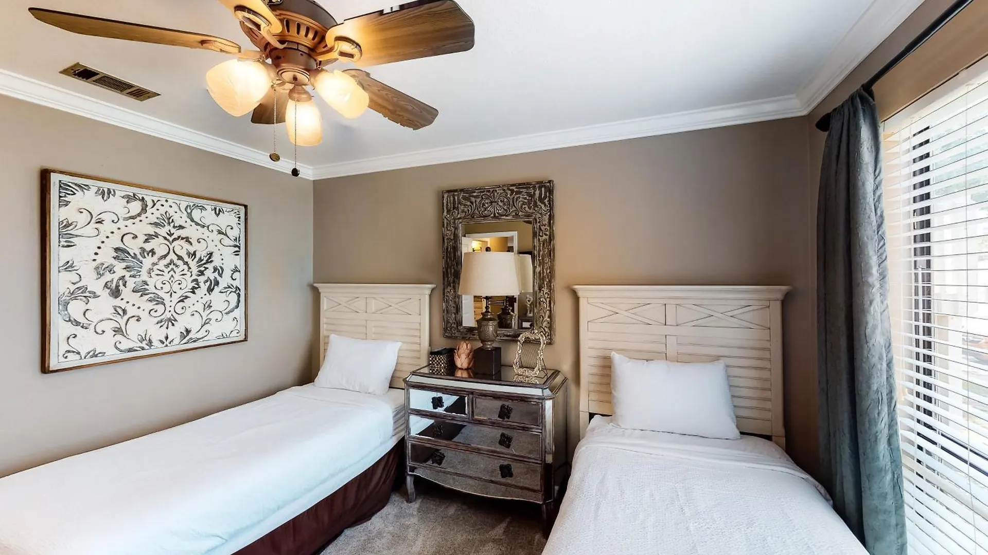 ​sandpiper Cove Hotel