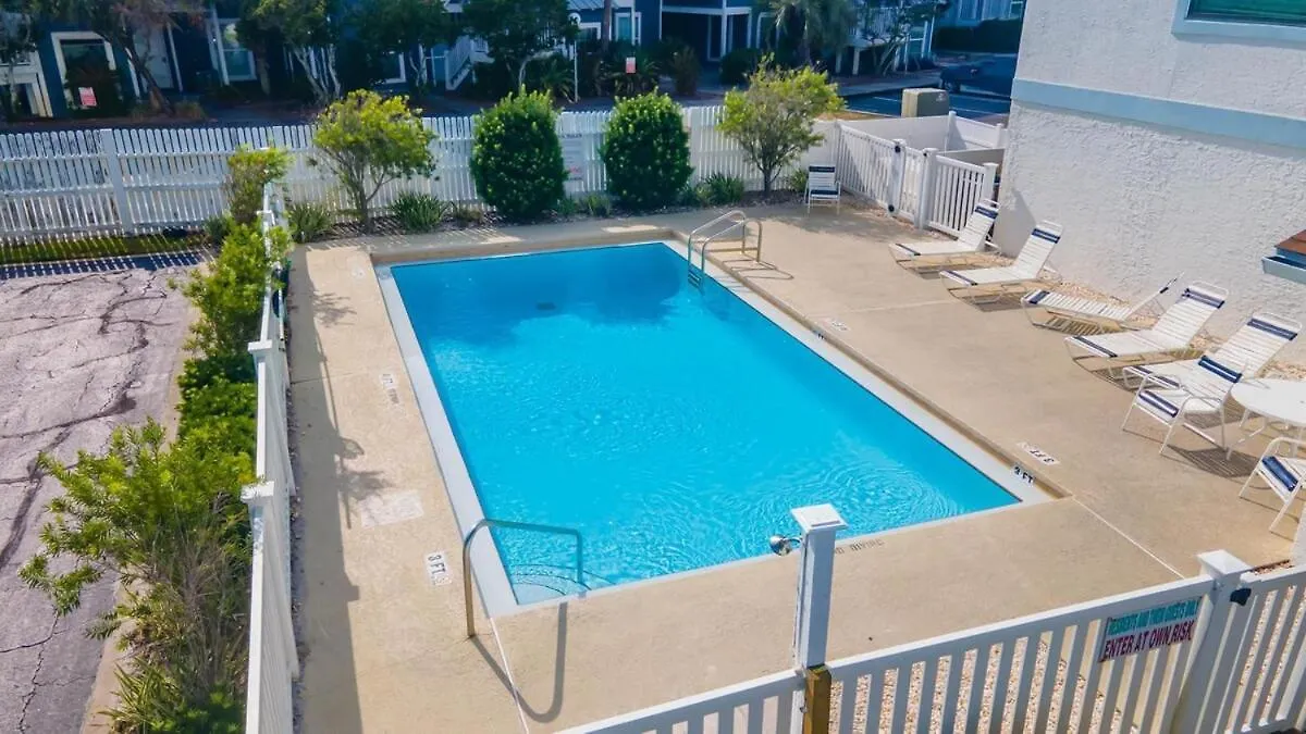 Summit At Topsail 1011 아파트