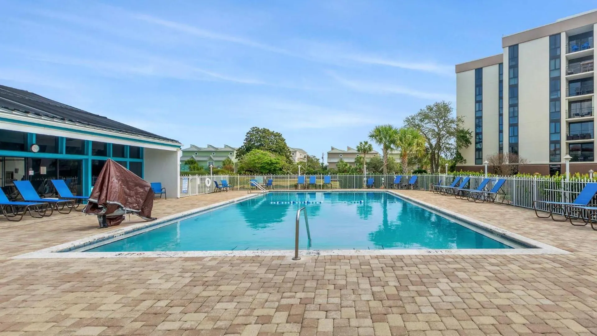 Serenity Now-free Golf Cart-hot Tub-comm Pool Holiday home