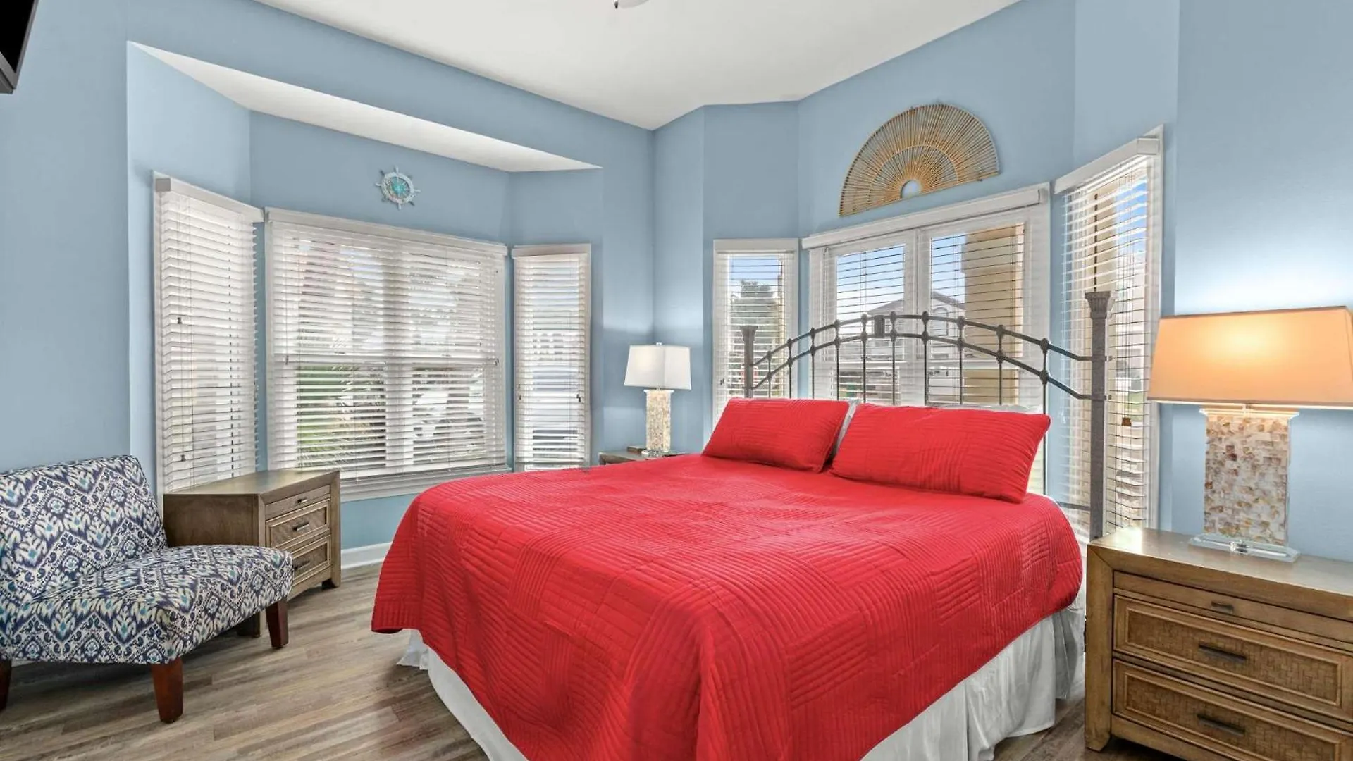 Serenity Now-free Golf Cart-hot Tub-comm Pool Holiday home *
