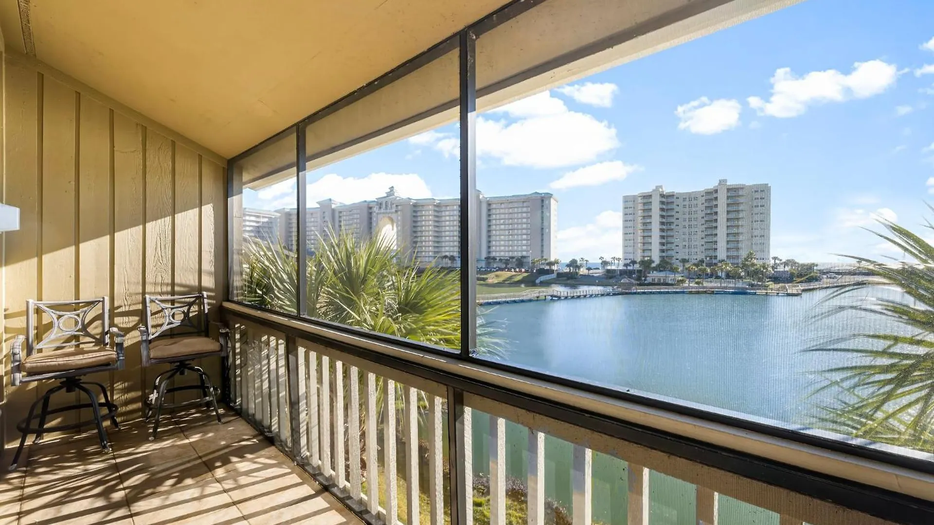 Apartment 287 Boardwalk *
