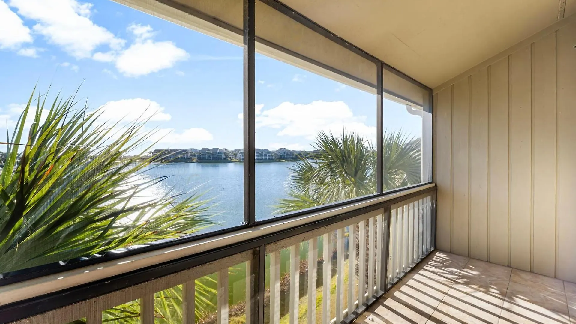 287 Boardwalk *