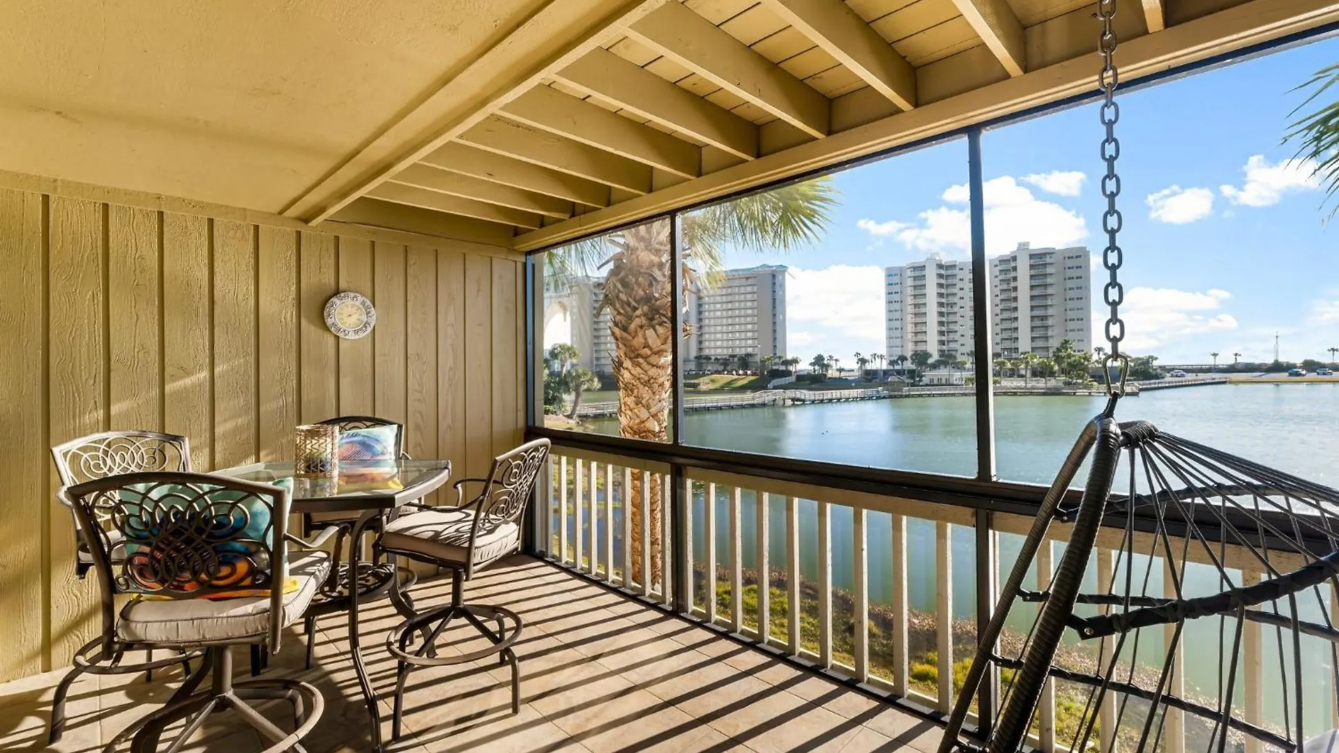 Apartment 287 Boardwalk *