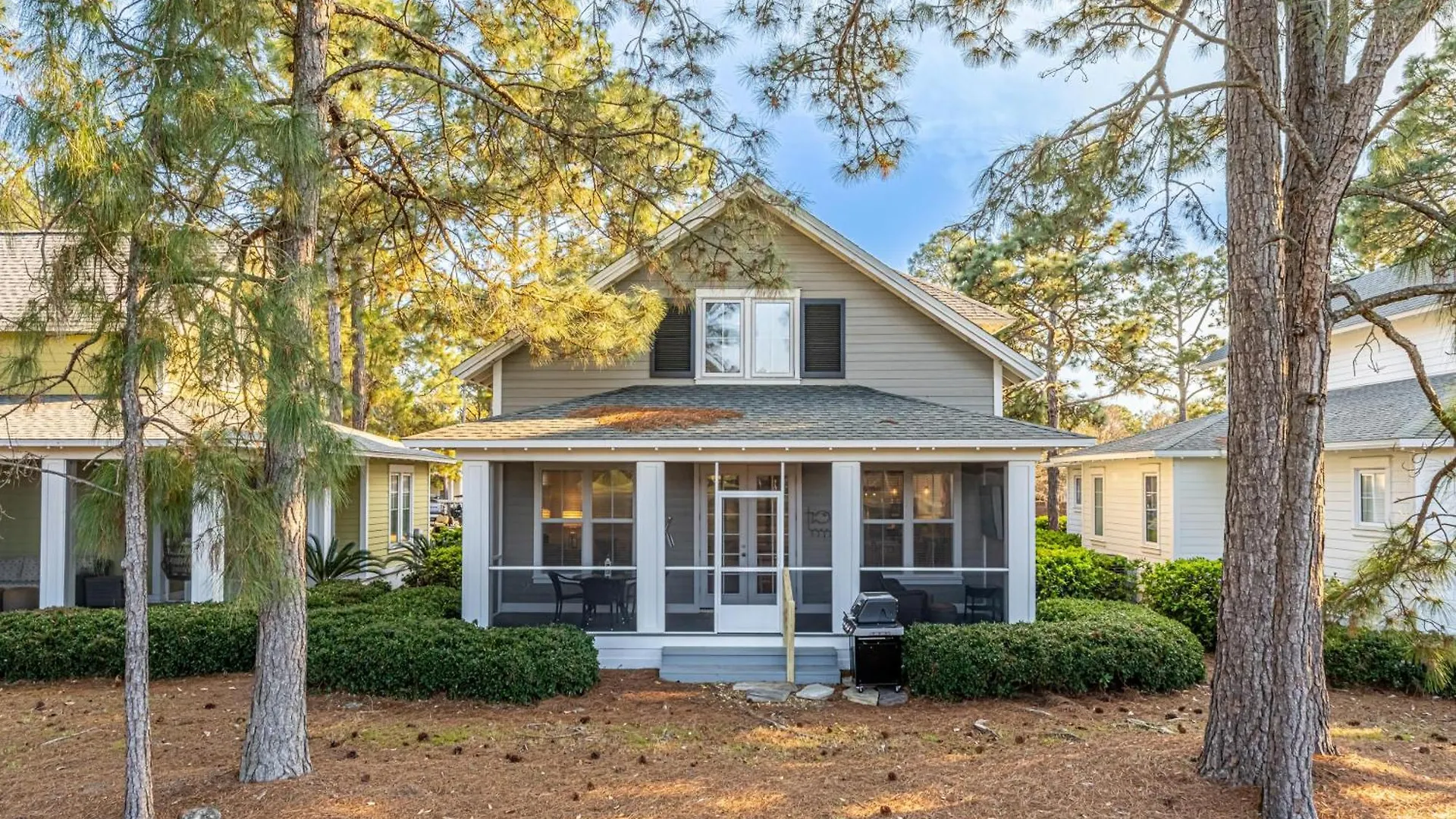 1358 Laurel Grove *