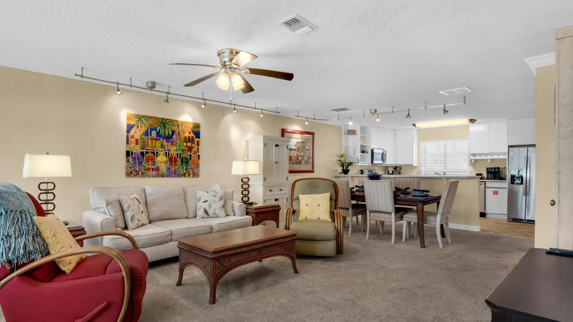 Quiet Surf Townhomes Ii #6 By Newman-dailey 德斯廷