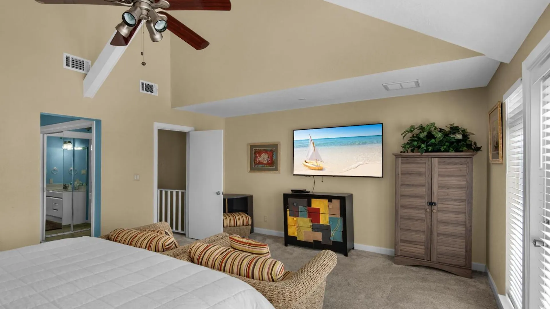 Quiet Surf Townhomes Ii #6 By Newman-dailey * 德斯廷