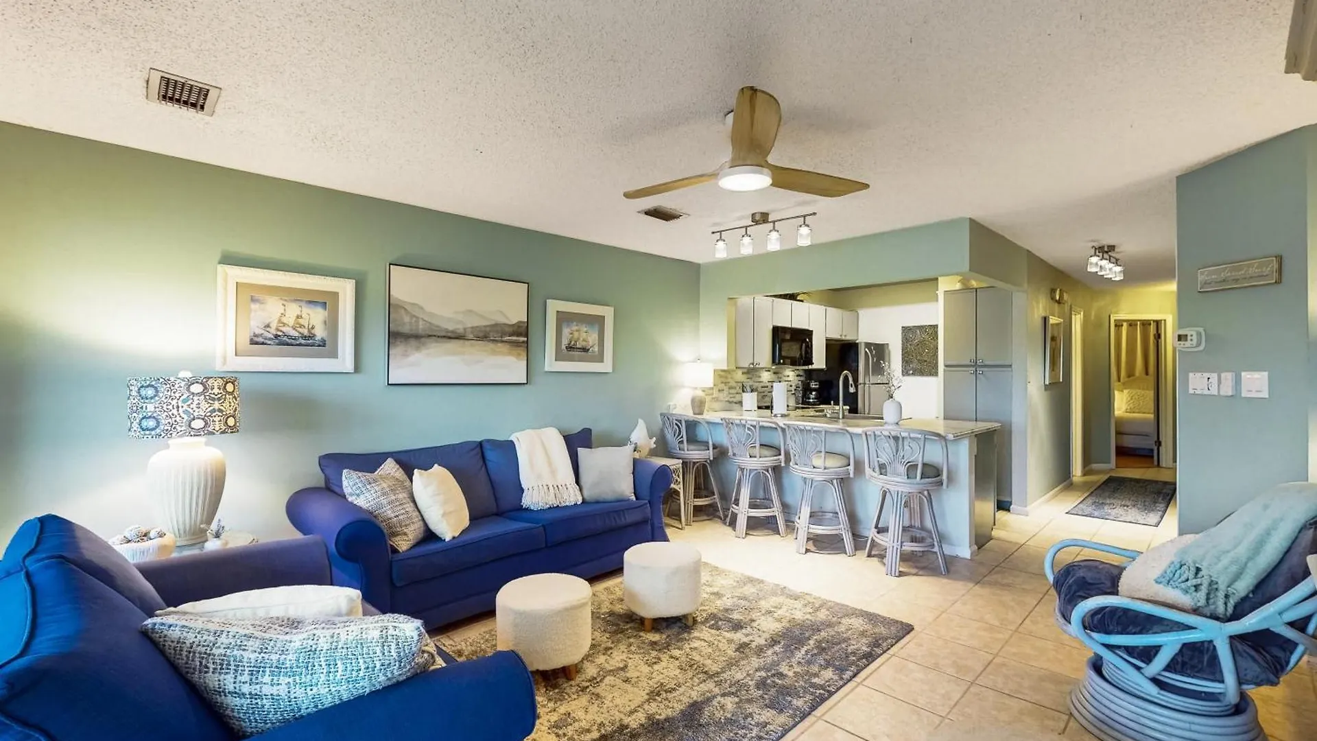 Holiday home Seascape Lakefront 216