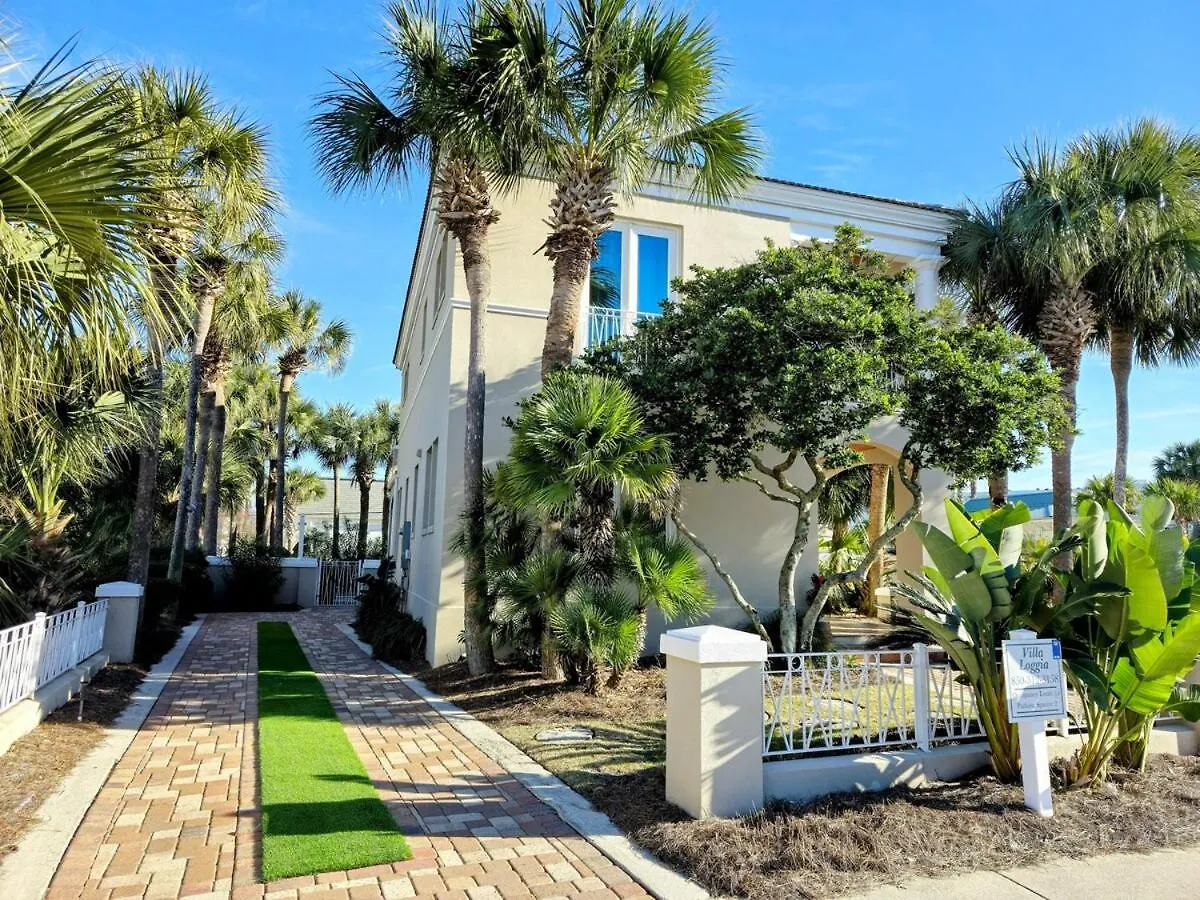 Luxury 3br Gated - Infinity Pool, Walk To Private - Vet-owned!