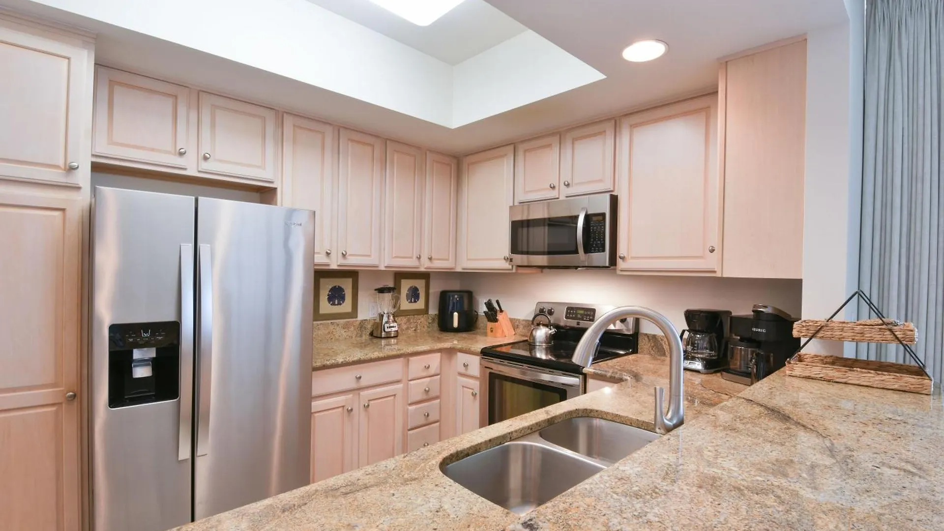 Apartment Silver Towers E102 *