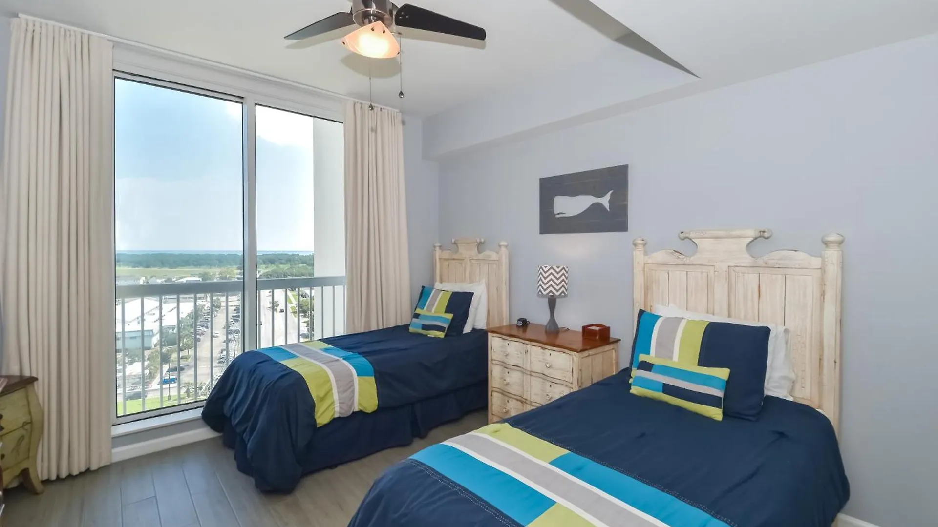 Apartment Silver Towers E1503